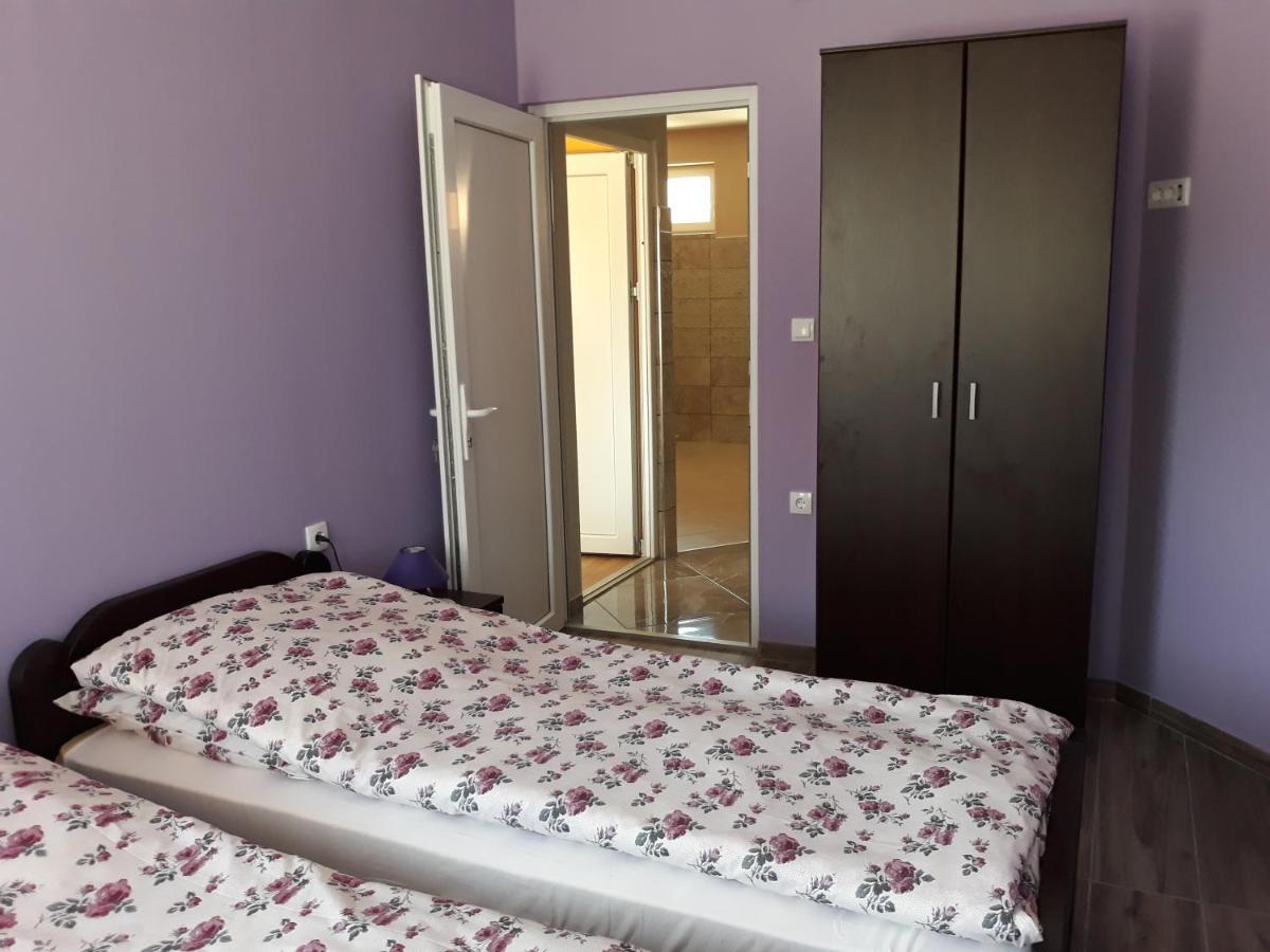 Andi Apartman Pacir Εξωτερικό φωτογραφία